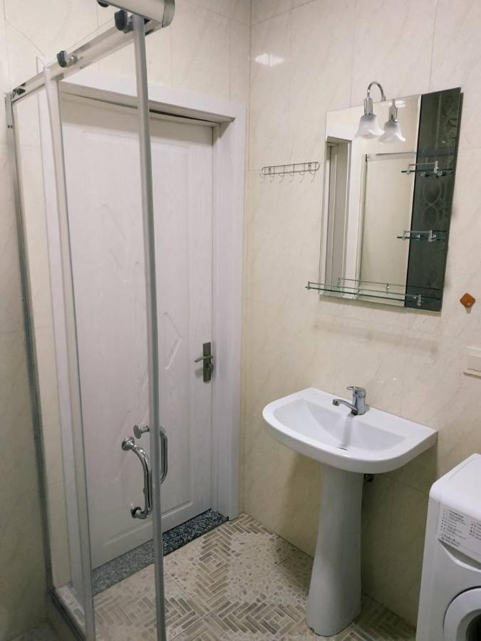 Бежевые Апартаменты Batumi Zewnętrze zdjęcie