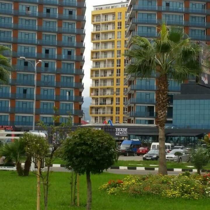 Бежевые Апартаменты Batumi Zewnętrze zdjęcie